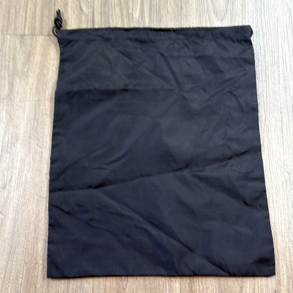 Nike Set Of 2 Black Dust Bags With Gold Logo - Picture 2 of 2